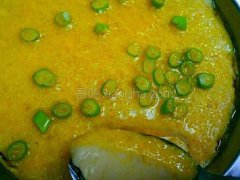 鸡蛋糕蒸多久(鸡蛋糕怎么做？)